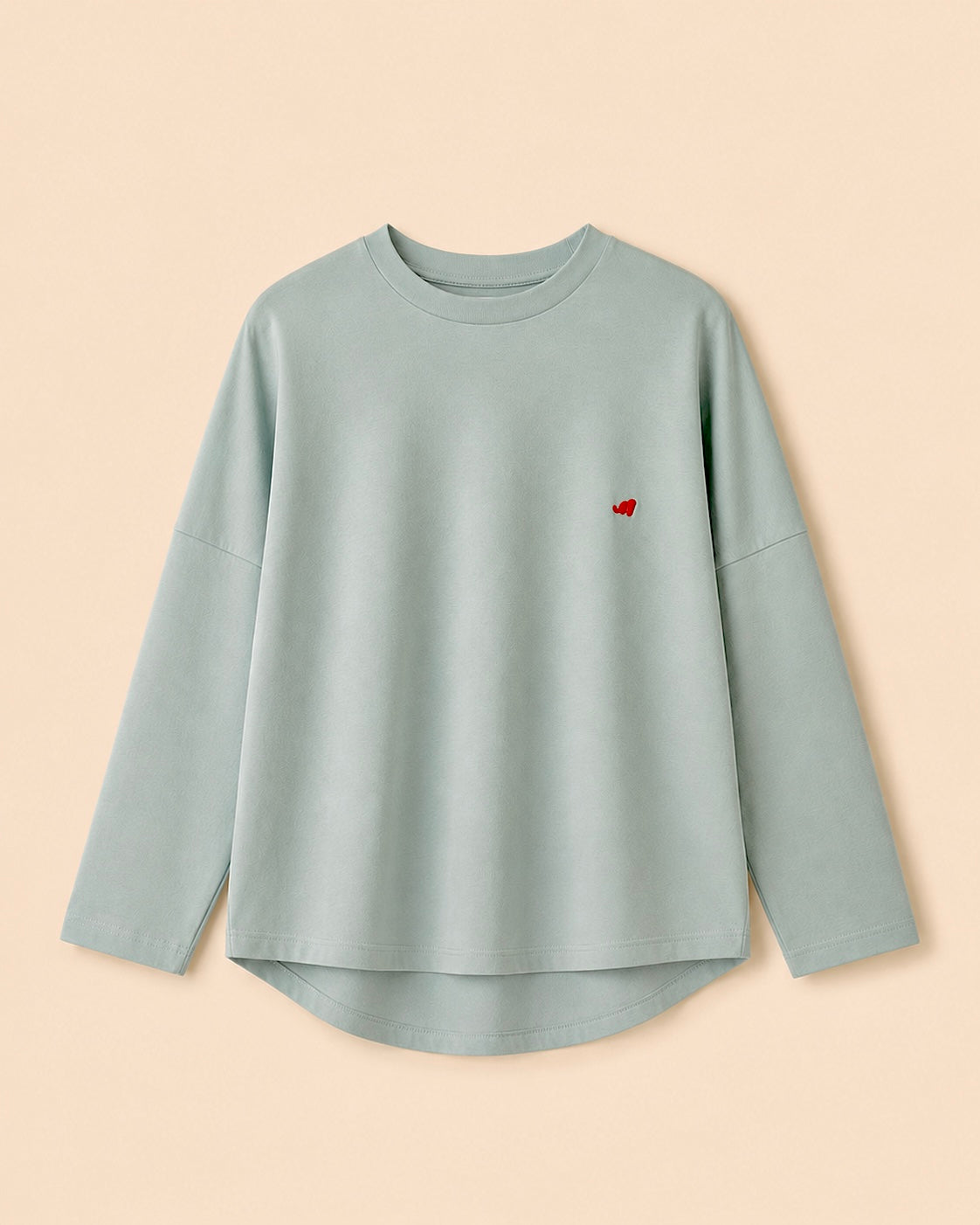 Kaia Tee in Nyaman
